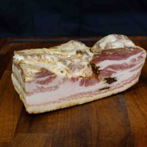 Griljerat plommonspäckat fläsk